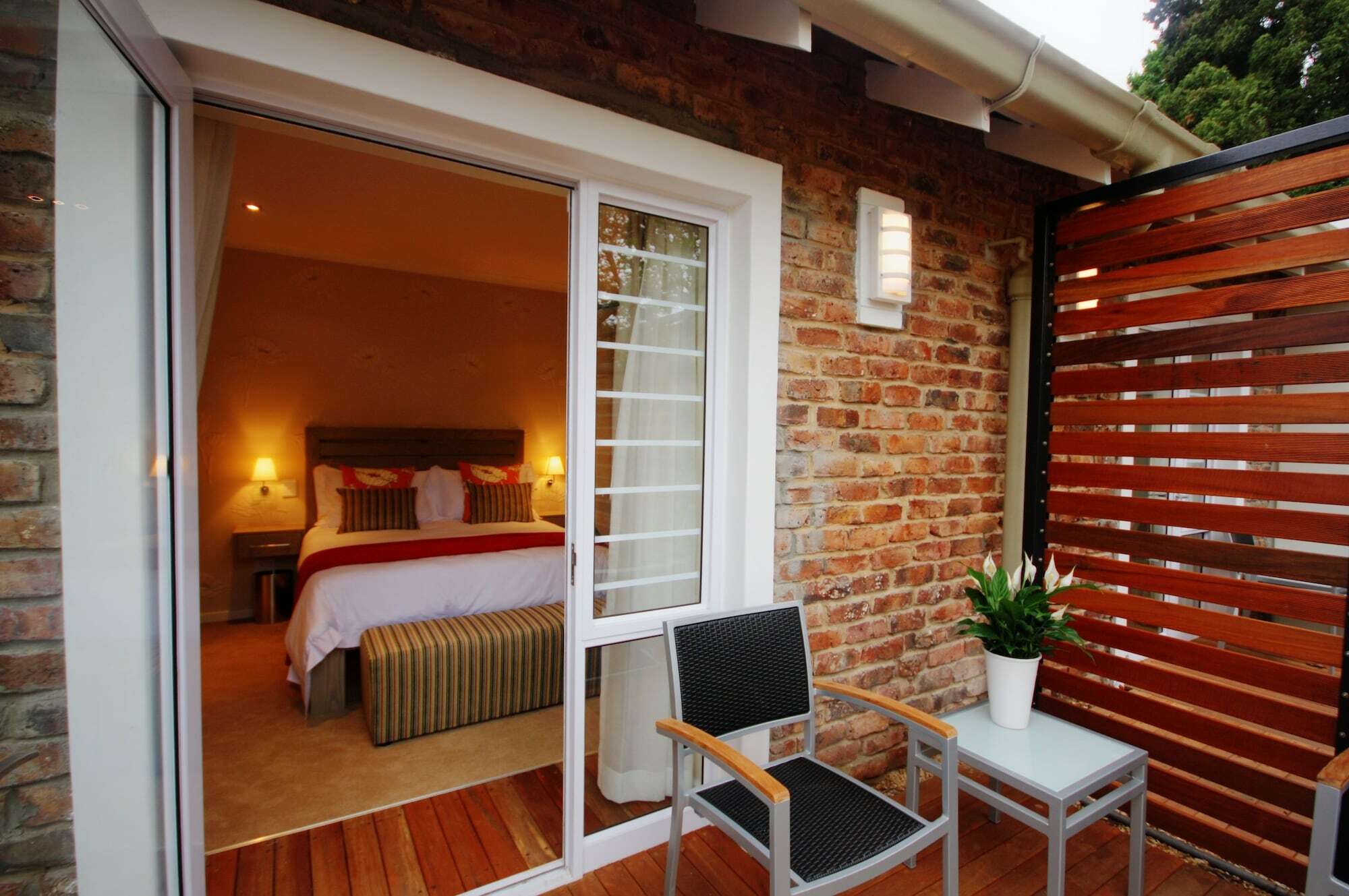 Gardenview Guest House Порт-Элизабет Экстерьер фото